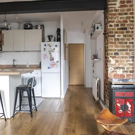 Superb Bright Apt In Buttes Chaumont